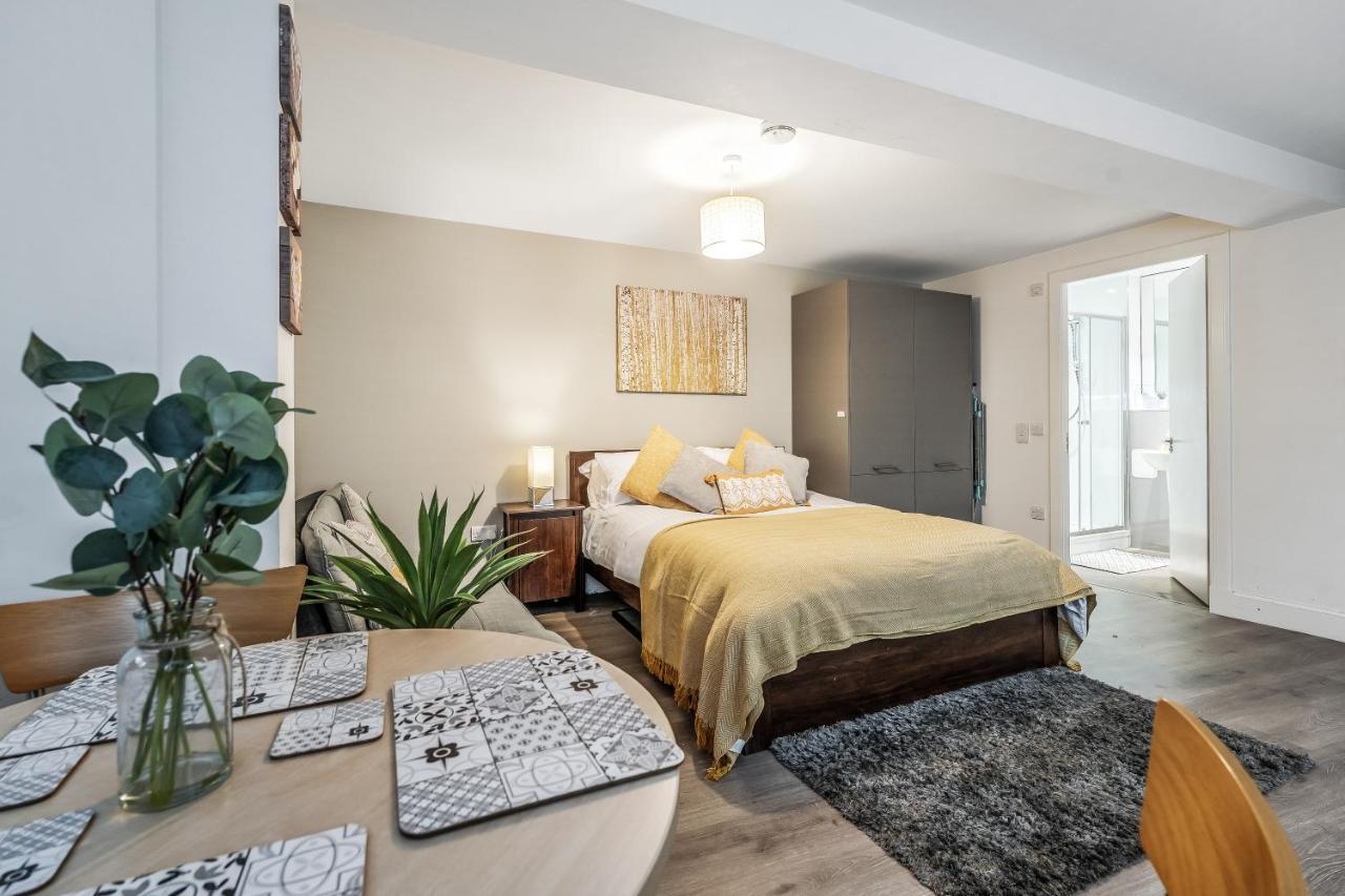 Spacious & Cosy Studio Flat In The Heart Of Edinburgh City Centre Екстер'єр фото